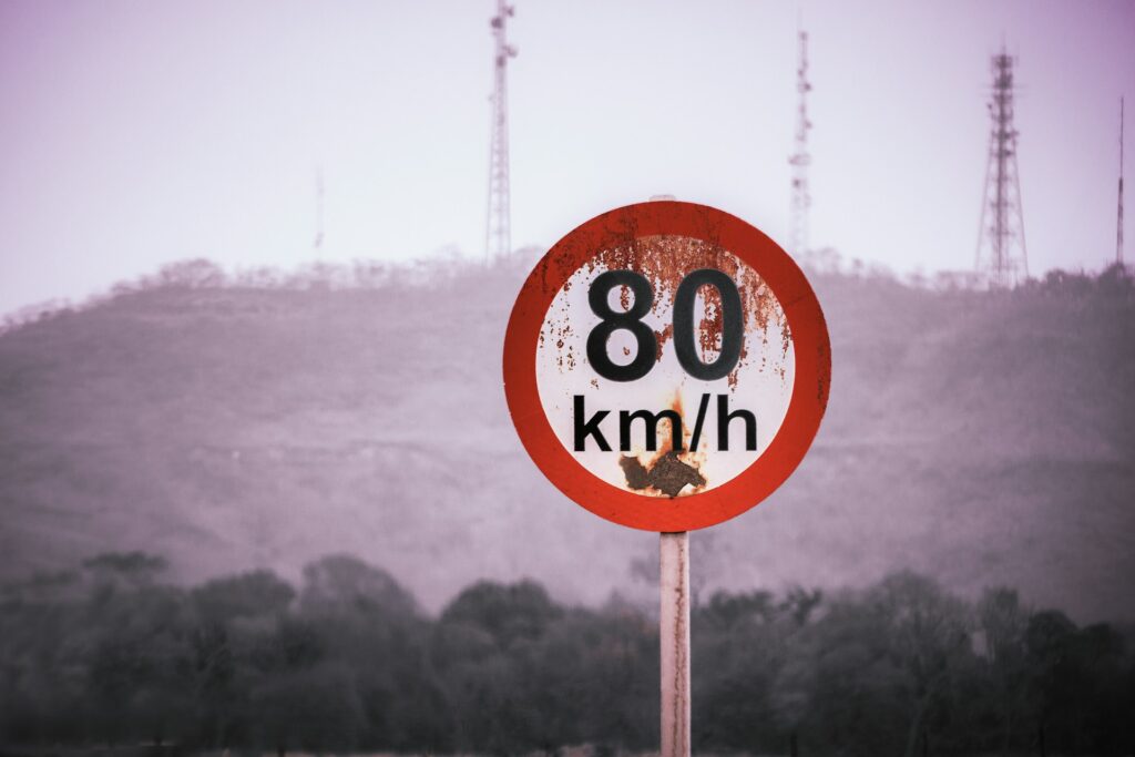 Vitesse minimum sur autoroute : ce que dit le code de la route vitesse-minimum-sur-autoroute