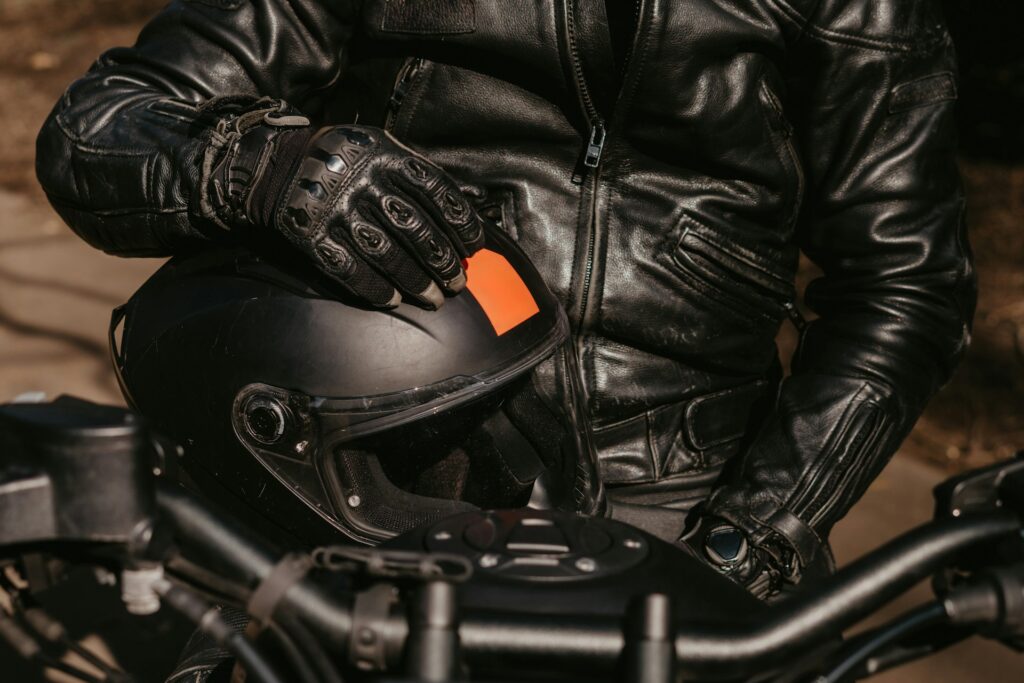 equipement-obligatoire-moto