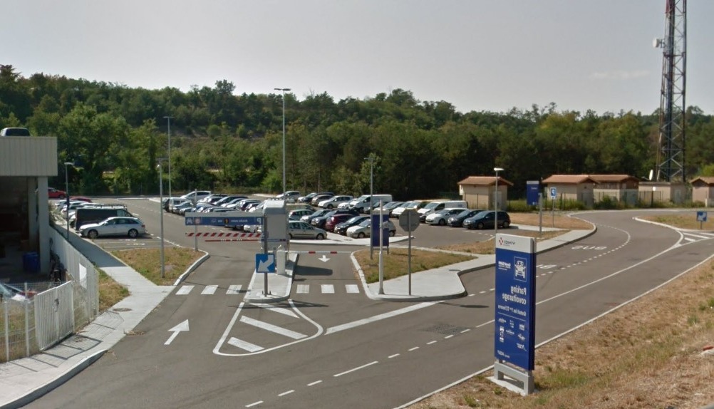 Parking de covoiturage vinci autoroutes la chapelle saint mesmin : accès et infos parking-de-covoiturage-vinci-autoroutes-la-chapelle-saint-mesmin